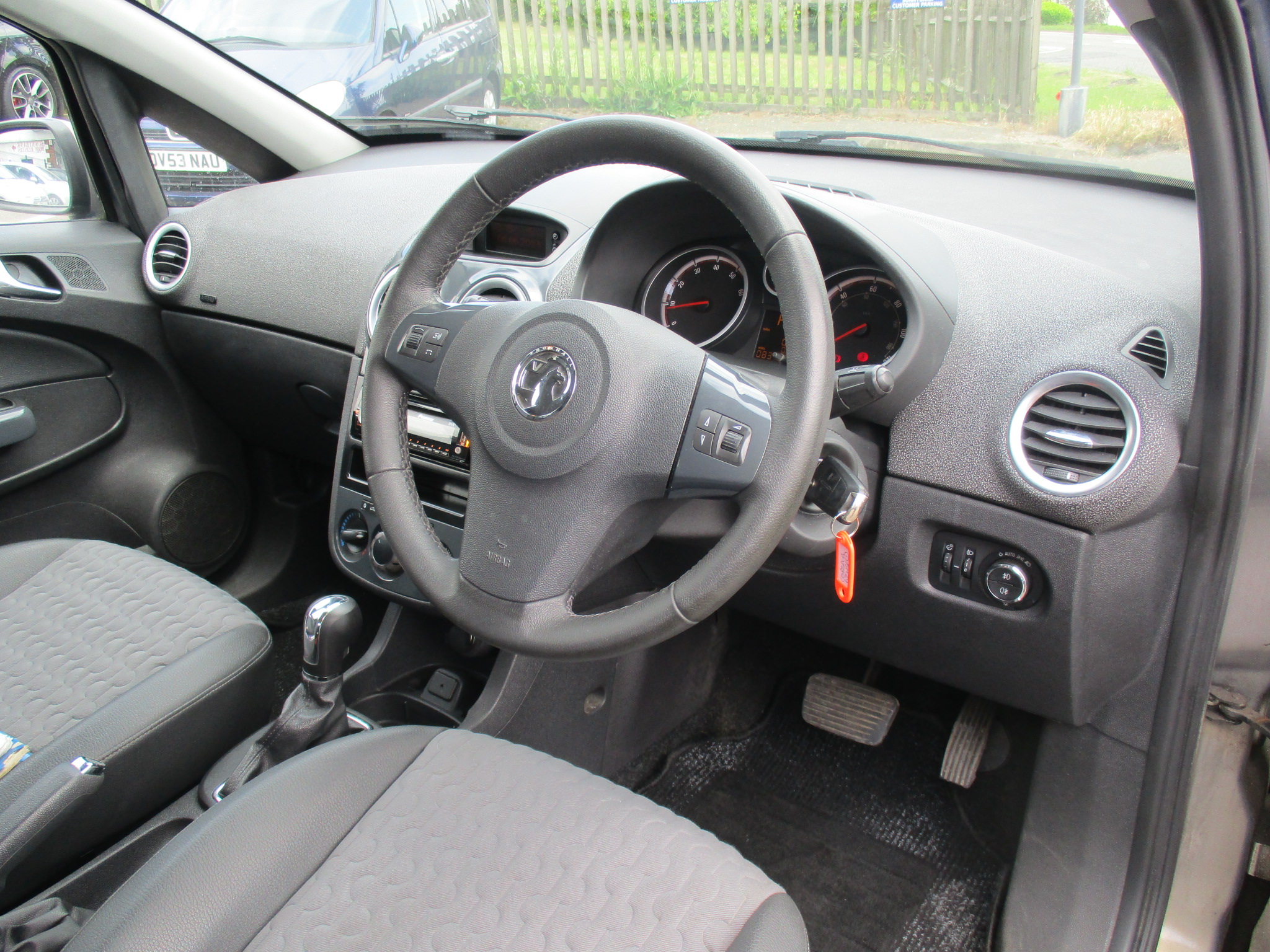 VAUXHALL CORSA 1.4 16V SE (AUTO) 2012